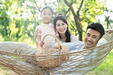 《狙击精英5》公布实机预告 画质逼真出彩